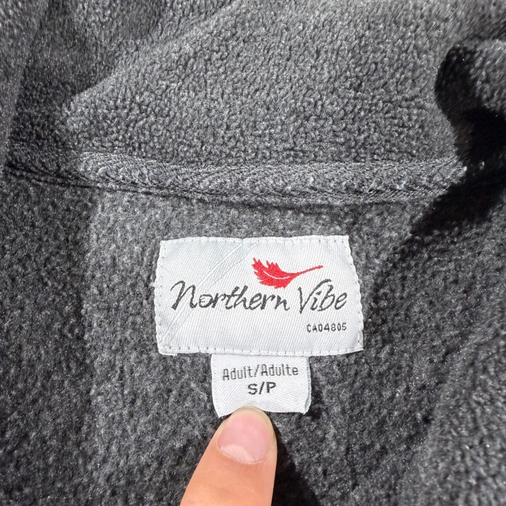 Northern Vibe Fleece Jacket‎ Adult Small Grey Excellent Vancouver Canada Zip Up